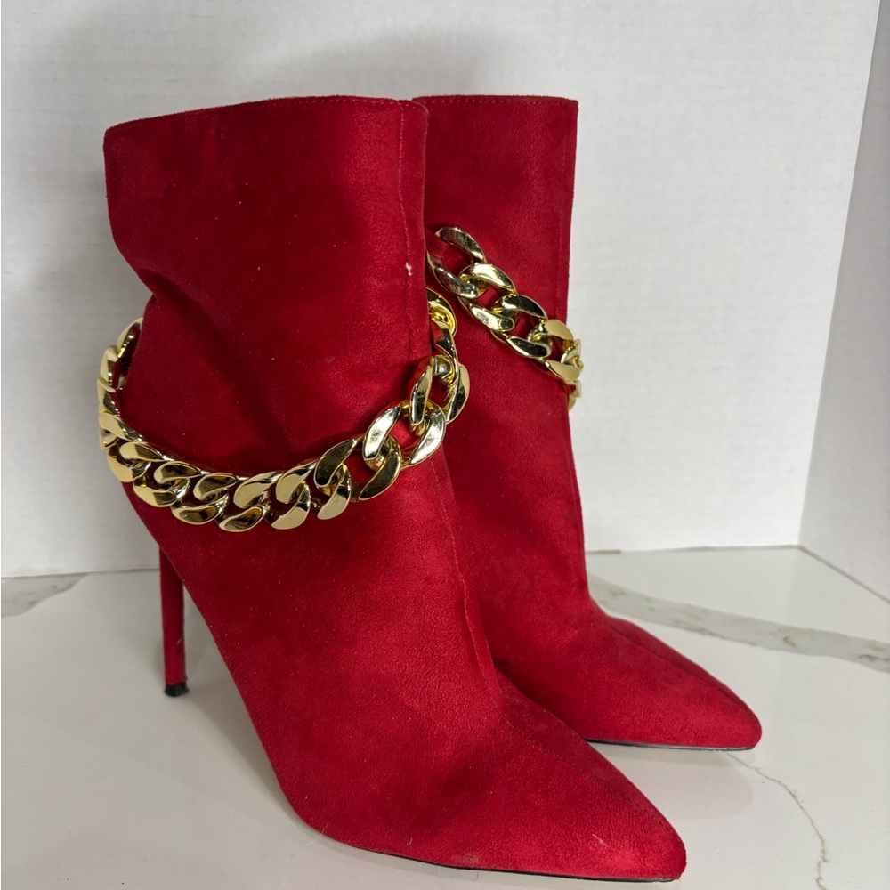 Anne Michelle Red Suede Ankle Boots with Gold Chain